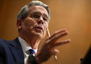 خبر جدید وزیر خزانه‌داری آمریکا درمورد لغو تحریم نفت ایران