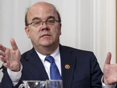 درخواست توقف جنگ از داخل کنگره آمریکا/ هشدار مک‌گاورن درباره ایران