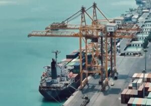 دستور مهم وزیر راه به سازمان بنادر / تخلیه کالاهای اساسی شبانه‌روزی شد