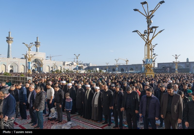 نماز عید فطر در حرم مطهر رضوی+تصاویر مشهد مقدس , اخبار مشهد , خراسان رضوی , اخبار استان خراسان رضوی ,