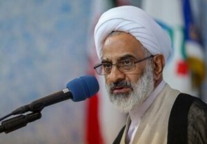 نماینده ولی فقیه در سپاه: با اطاعت از رهبری مسیر مقاومت ادامه دارد