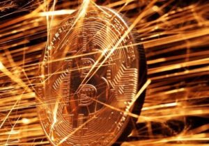 وضعیت سبز رمزارز‌ها در پنجمین روز جنگ/ بیت‌کوین کانال ۷۱هزار دلار را فتح کرد