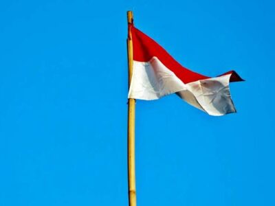 پاسخ مثبت ایران به مذاکرات درباره تنگه هرمز / عبور کشتیها ممکن میشود؟