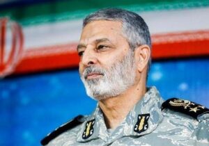 پیکر شهید سپهبد موسوی در حرم حضرت معصومه(س) به خاک سپرده می‌شود