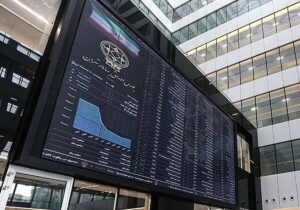 آسیب به فولاد و پتروشیمی/ چرا بورس همچنان تعطیل مانده است؟