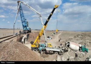 ارتباط در خط ریلی جنوب ‌برقرار شد/بازسازی پل هفت‌دهانه راه‌آهن‌+تصاویر