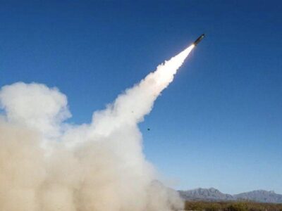 تخریب چهره‌‌های سیاسی در شرایط جنگی، خواست دشمن برای واگرایی ملی است