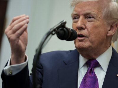 ترامپ باز هم تهدید کرد / همه چیز را منفجر و نفت ایران را تصاحب خواهم کرد