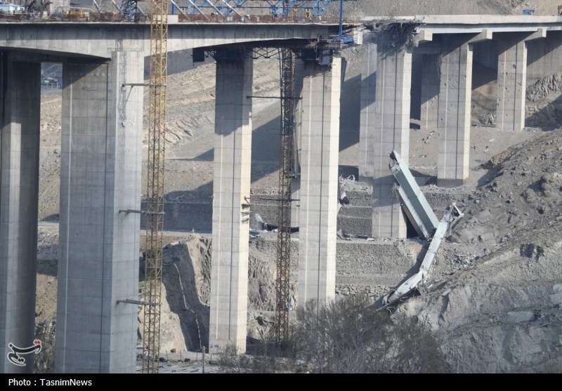 تصاویر پل B1 کرج پس از حمله آمریکایی ـ صهیونی تصاویر پل B1 کرج پس از حمله آمریکایی ـ صهیونی
