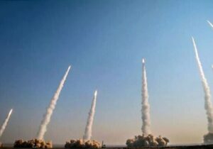 حملات موشکی صبحگاهی ایران و حزب الله به اراضی اشغالی/ آژیر خطر در حیفا به صدا در آمد