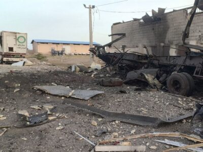 حمله دشمن به انبار امدادی هلال‌احمر در بوشهر