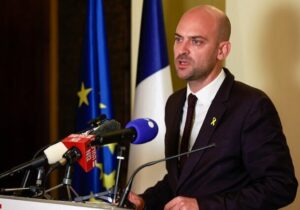 عدمحمایت فرانسه از طرح مسدود کردن تنگه هرمز