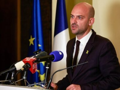 عدم‌حمایت فرانسه از طرح مسدود کردن تنگه هرمز