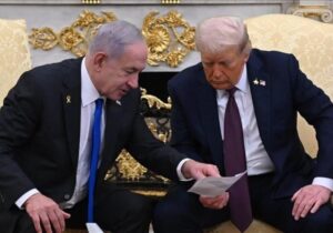 علت کنار گذاشتن اسرائیل از مذاکرات ایران و آمریکا / روزنامه نگار اسرائیلی نقشه نتانیاهو برای توافق را افشا کرد