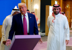 فشار عربستان بر ترامپ برای پایان محاصره تنگه هرمز/ دلیل ترس بن سلمان چیست؟