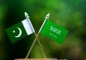 فوری / ورود نیروهای نظامی پاکستان به پایگاه هوایی ملک عبدالعزیز