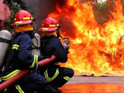 وقوع آتشسوزی مهیب در خیابان شافعی درگهان+ جزئیات