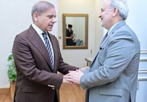 پشت‌پرده دیدار امروز در اسلام‌آباد/ گفت‌وگوی سفیر ایران با شهباز شریف فاش شد