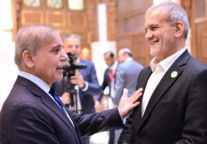 گفت‌وگوی پزشکیان با نخست‌وزیر پاکستان درمورد نقض آتش‌بس/ ایران پاسخ می‌دهد