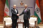 رایزنی وزرای خارجه ایران و هند پیرامون اخرین وضعیت تنگه هرمز