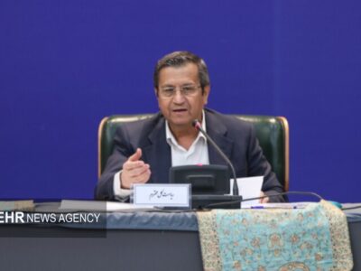 همتی: تامین ارز دارو بدون مشکل ادامه دارد
