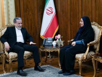 گفتگوی صادق و عراقچی درباره توسعه همکاریهای مشترک دو وزارتخانه