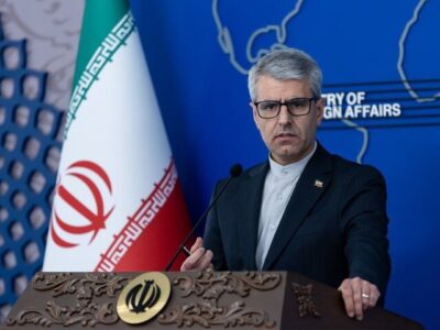 بقائی: آمریکا برای حل بحران گرسنگی، خود نیازمند احسان و خیرات است