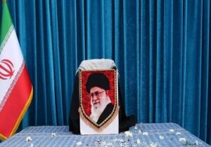 آماده‌باش کامل نظام سلامت برای مراسم تشییع؛ استقرار ۶۰۰ تخت درمانی