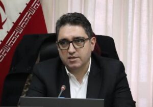 اختلاف نرخ دلار، تجارت را قفل کرده است | دلار ۱۳۰ هزار تومانی را نمی‌شود با نرخ ۸۰ هزار تومان فروخت
