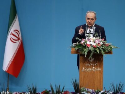 استاندار آذربایجان شرقی:
                روند اجرای قطعه سوم آزادراه تبریز-ارومیه شتاب گرفته است