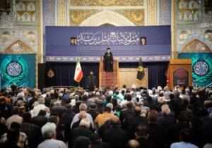 تشییع پیکر رهبر شهید در عراق نشان از یکپارچگی امت اسلام داشت
