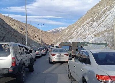 جاده چالوس و آزادراه تهران–شمال یک‌طرفه شد