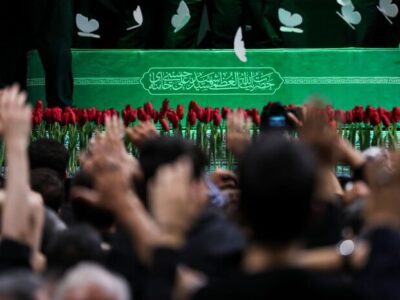 داغ بیتسلی در تشییع خامنهای شهید
