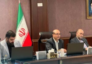 در نشست معاونان و مدیران عمرانی مناطق آزاد کشور عنوان شد؛
                کسب رتبه نخست سازمان منطقه آزاد ارس در حوزه عمرانی و زیربنایی بین مناطق آزاد کشور 