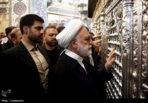 رئیس قوه قضاییه به قم سفر کرد/ زیارت‌ بارگاه مطهر کریمه اهل بیت(ع)