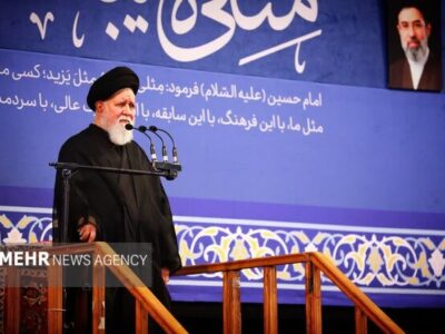 علم الهدی: نقد مسئولین همراه با گفتگو و نه شعار دادن علیه آنان باشد