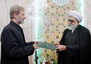  فرمانده کل ارتش خادم حرم امام رضا (ع) شد