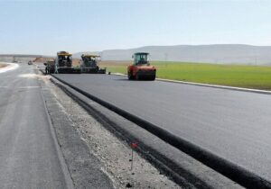 مدیرکل راهداری کردستان:
                ۳۰ کیلومتر راه روستایی سنندج در مسیر تکمیل است
