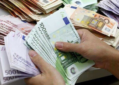 مهلت رفع تعهد ارزی سال ۱۴۰۴ تا پایان آذر ۱۴۰۵ تمدید شد