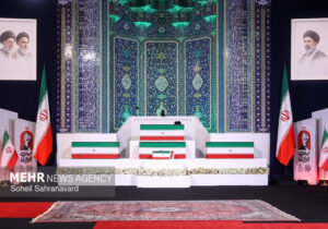 ورود هیئت‌های رسمی کشورهای جهان برای ادای احترام به قائد شهید امت