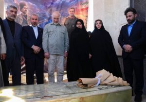 ادای احترام قالیباف به سردار مقاومت ملی رئیسعلی دلواری