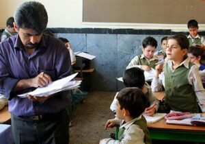 استخدام ۱۸۰ هزار نیروی جدید در آموزش‌ و پرورش / تعیین مشوق برای استمرار خدمت معلمان