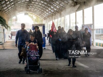 ببینید| وداع زائران با کربلا/ اشکهایی که پشت مرز مهران جا ماند