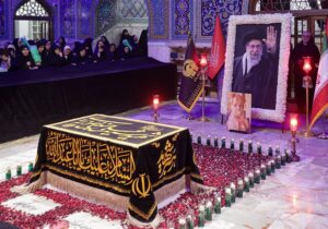 ببینید| چهلم «آقای شهید ایران» در حرم امام رضا(ع)/ عهد ملت با رهبری