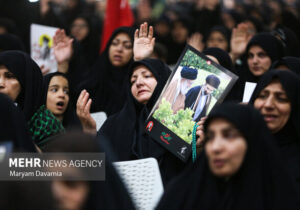 بزرگداشت چهلم «آقای شهید ایران»؛ اهتزار پرچم خونخواهی در مصلای تهران
