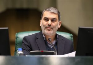 زنگنه: تنها ۹ درصد واگذاریها واقعی بود؛ اصل ۴۴ اصلاح میشود