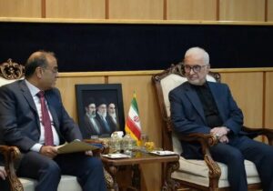 سفیر جدید پاکستان با مومنی دیدار کرد