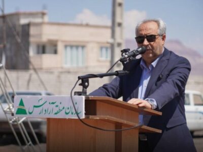 سیاست دولت، توسعه خدمات و حمایت از فعالان اقتصادی منطقه آزاد ارس است 