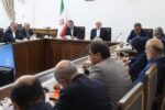 عارف: دشمن را در جبهه جنگ اقتصادی هم شکست می‌دهیم