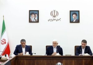 عارف: طرح مقابله با نفوذ بیگانگان به فعالیت علمی کشور ضربه می‌زند
